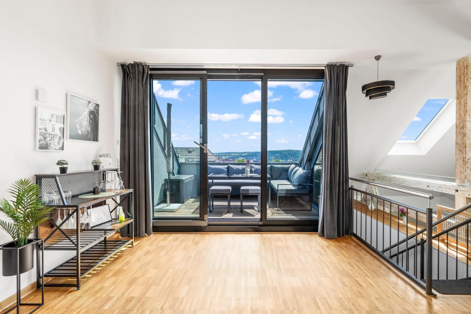 Dnd Design Loft I 170Qm I Parken I Balkon I Workstation I Netflix I Kaffee I Waschmaschine I Trockner I Xbox I Ausblick Apartment Wurzburg Exterior photo